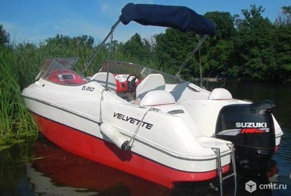 Катер. Фото 1.