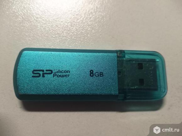 Флешка карта флешка USB  8 Гб бирюзовая. Фото 2.