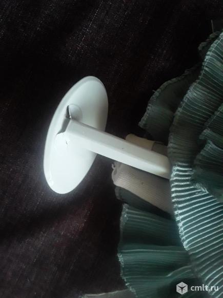 Красивая кукла на металлической подставке.. Фото 14.