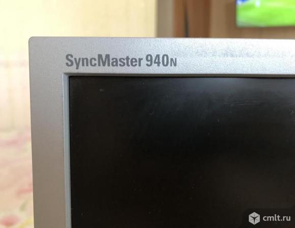 Монитор SAMSUNG 940n 19 дюймов. Фото 3.