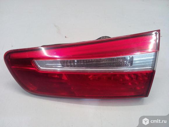 Фонарь задний правый внутренний KIA RIO 3 хечбек 11-15 б/у 924044X200 4*. Фото 1.