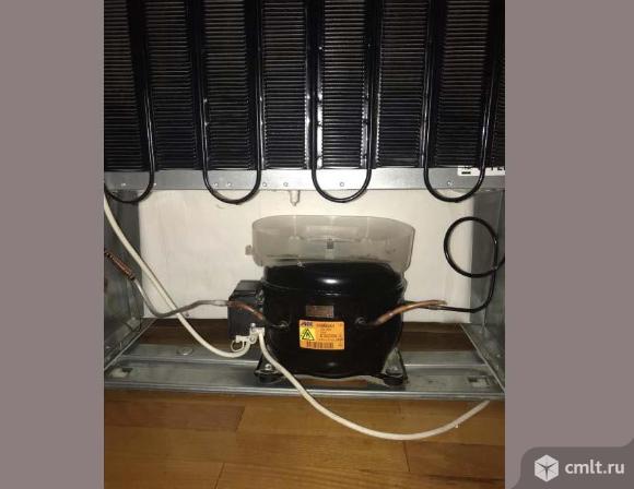 Холодильник indesit TT 85 / компактный холодильник. Фото 8.