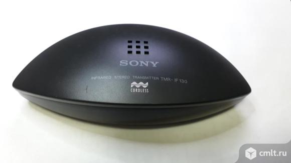 Трансмиттер беспроводных наушников Sony TMR-IF130. Фото 1.