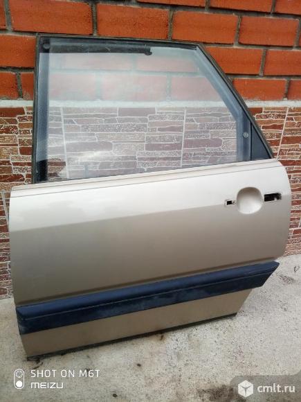 Для Audi-100, 44 кузов, 3 двери, бензобак, лючок бензобака, рычаги. Фото 1.