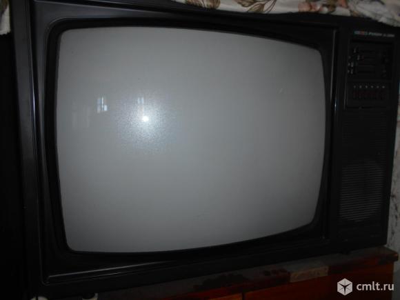 ТВ Рубин-Ц208 цв. полупроводниковый, диагональ 63 см. Фото 1.