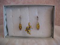 Комплект кольцо серьги янтарь серебро