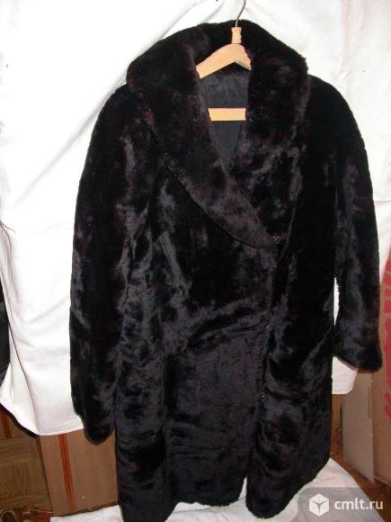 Шуба из мутона женская, р. 48-50, цв. черный, б/у 1 сезон. Фото 2.