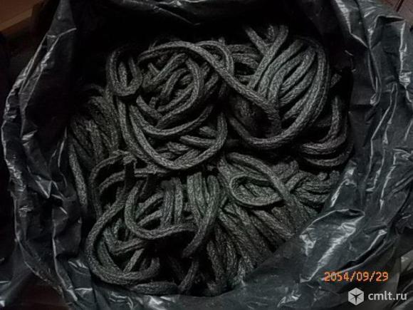 Сальниковая набивка 8х8. Фото 1.