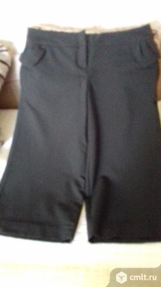 Брюки ч/ш черные имп., капри, женские, р. 46-48, 500 р. Фото 1.