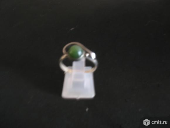 кольцо нефрит