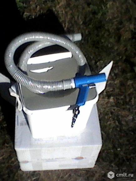 Пистолет для нанесения флоковых покрытий. Фото 3.