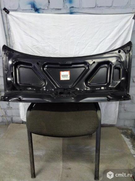 Альфа Ромео крышка багажника. Фото 1.