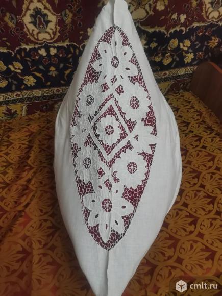 наволочки выбитые  подзорники; рушники; задинки. Фото 1.