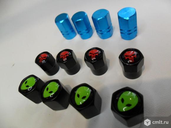 Колпачки на ниппеля. Фото 1.