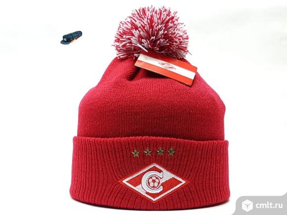 Шапка Спартак красный. Фото 1.