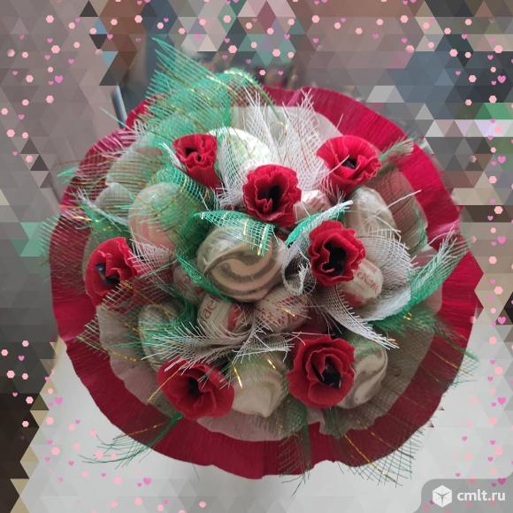 Букеты из конфет и зефира. Фото 3.