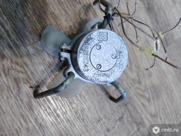 Моторчик УАД-32. Фото 3.