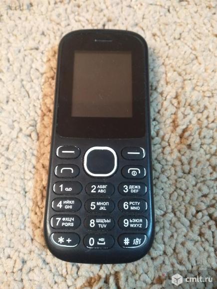 Телефон Vertex M110. Фото 1.