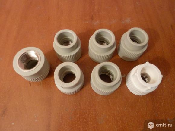 Муфта пп комбинированная внутренняя резьба 1- 32. Фото 1.