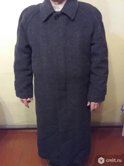 Мужское зимнее длинное шерстяное пальто с подстежкой. Фото 1.