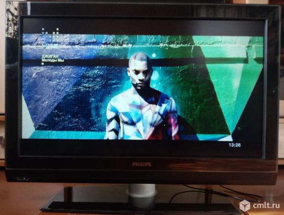 Телевизор ЖК 94 см Philips 37PFL7662D. Фото 2.