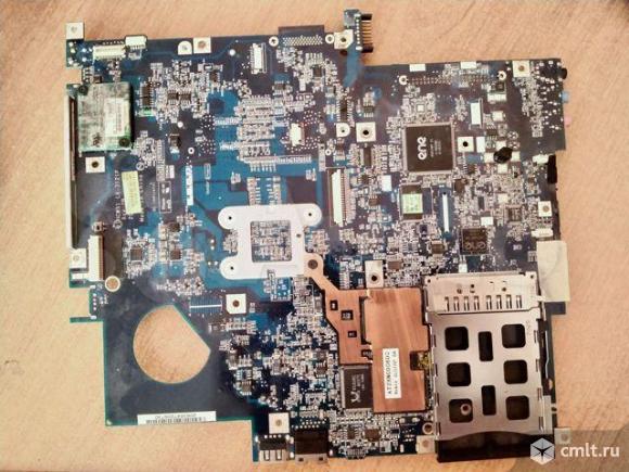 Материнская плата. Фото 5.