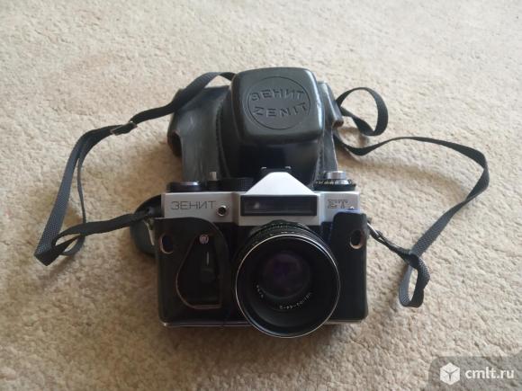 Фотоаппарат пленочный Зенит ЕТ. Фото 1.