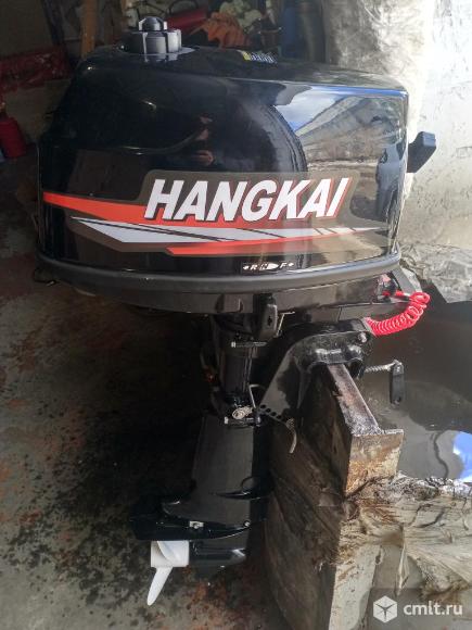Лодочный мотор. Фото 1.