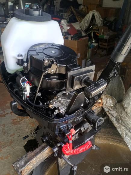 Лодочный мотор. Фото 5.