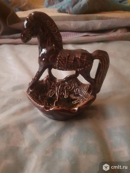 Пепельница-статуэтка. Фото 1.