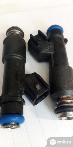 Форсунка топливная 28316657. Фото 2.