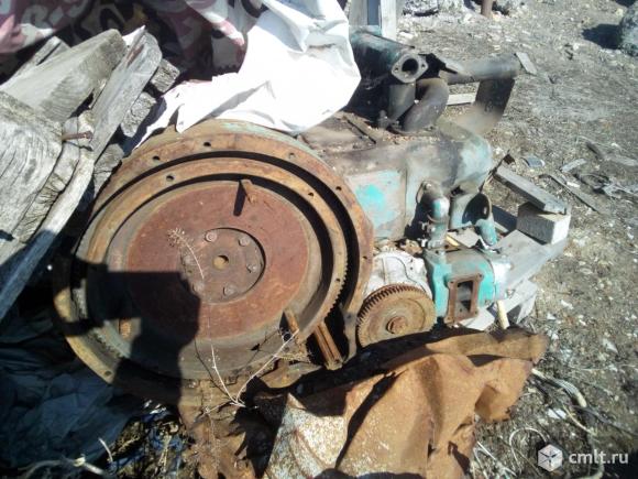 Продам б/у дизельный двигатель "ЮМЗ" (возможно подойдёт для буровой). Фото 1.