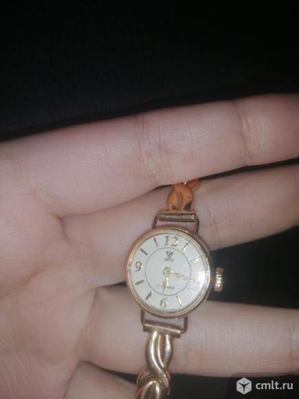 Женские золотые часы Яшма 17 камней с браслетом. Фото 4.