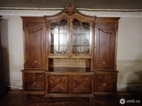 Румынская мебель. Фото 1.