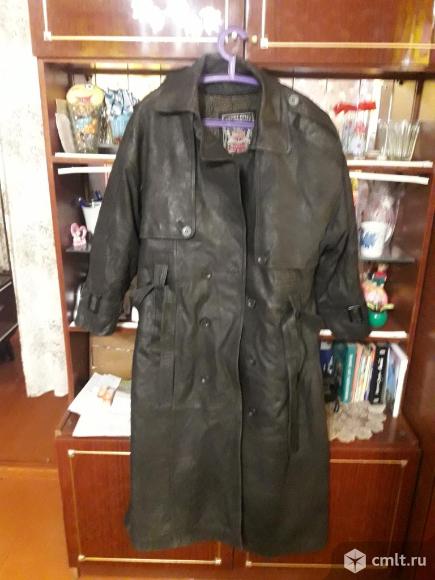 Мужской кожаный плащ. Фото 1.