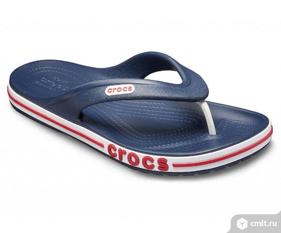 Темно-синие сланцы для мальчика CROCS Bayaband Flip 38 размер. Фото 1.