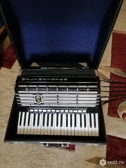 Аккордеон Немецкий "Weltmeister" S-5. Ломаная дека. Полный. 5 подбородников.. Фото 1.