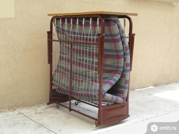 Кровать тумба раскладная ссср с матрасом.. Фото 1.