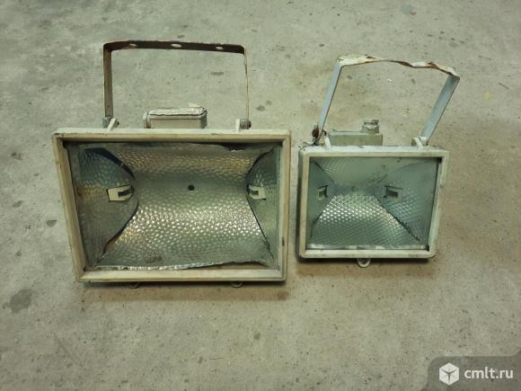 Светильник (прожектор) уличный. Фото 1.