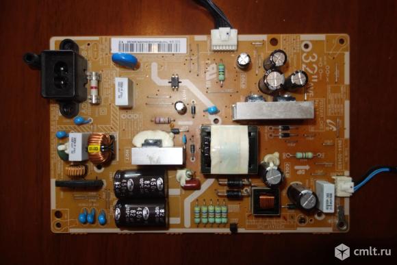 Телевизор LED Samsung UE32EH5007KXRU. Фото 1.