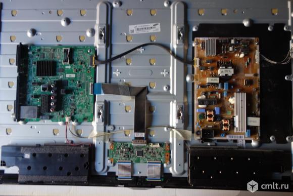 Телевизор LED Samsung UE39F5300AK. Фото 1.