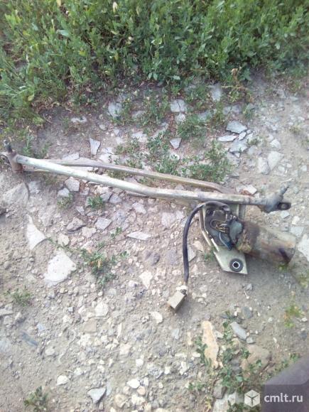 Трапеция дворников. Фото 1.