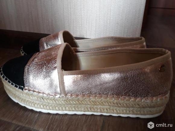 Эспадрильи на широкой платформе. Фото 1.