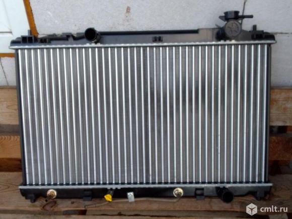 Радиатор охлаждения двигателя Тойота Камри В40 1640028630