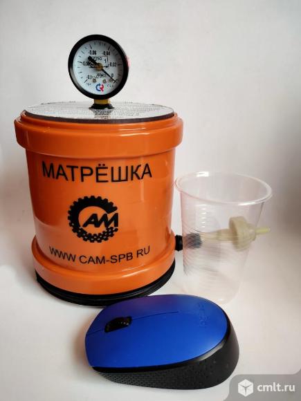 Вакуумная камера для дегазации силикона "Матрешка" маленькая и легкая. Фото 1.