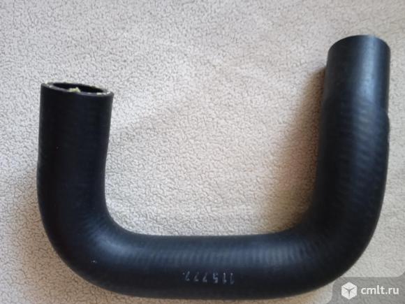 Патрубок шланг системы охлаждения VAG 2E0121157 Крафтер. Фото 1.
