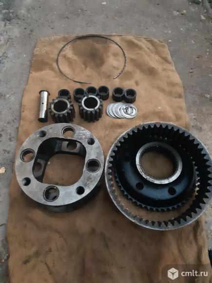 Бортовая МАЗ. Фото 1.