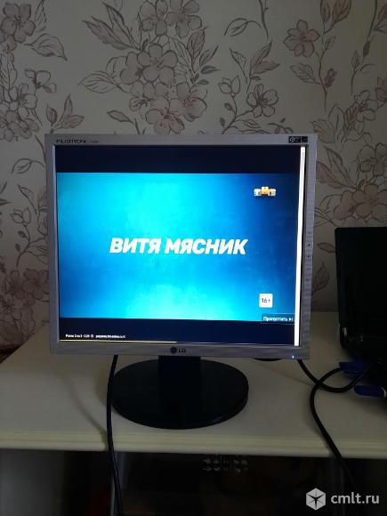 Монитор LG Flatron L1753S-SF. Фото 1.
