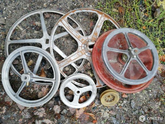 Шкивы. Фото 1.