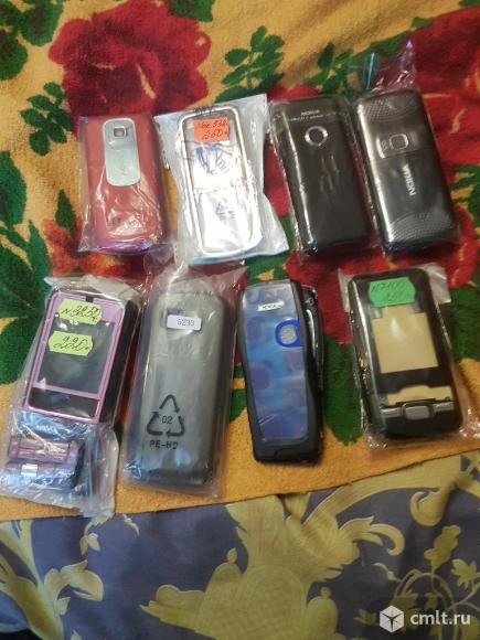 Корпуса для кнопочных телефонов. Фото 1.